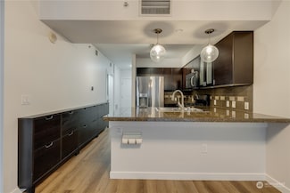 819 Virginia St Unit 1806, Seattle, WA 98101