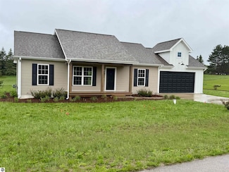 8524 S Elizabeth Dr, Maple City, MI 49664
