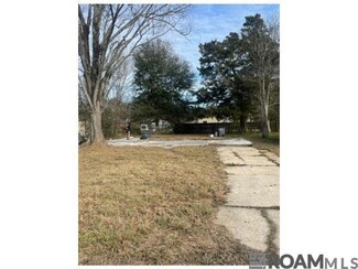 2415 Desoto Dr, Baton Rouge, LA 70807