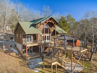 45 Glen Eagle Dr, Burnside, KY 42519