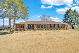 2105 Freehill Rd, Cookeville, TN 38501