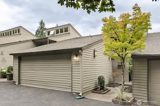 10036 NE 115th Ln Unit A3, Kirkland, WA 98033