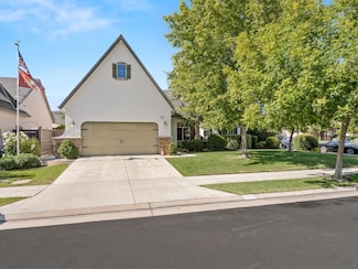 425 W Trenton Ave, Clovis, CA 93619