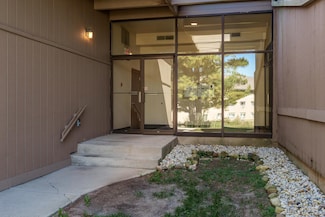 220 Bienterra Trail, Rockford, IL 61107