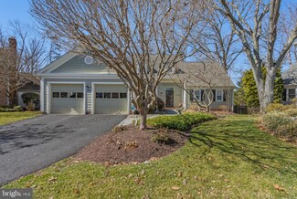10208 Sundance Ct, Potomac, MD 20854