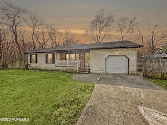 75 Ohio Ave, North Middletown, NJ 07748