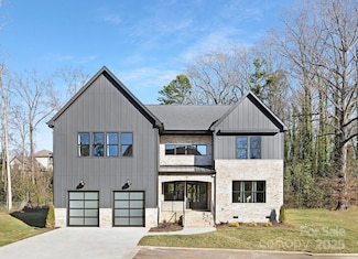138 Sardis Ln, Charlotte, NC 28270