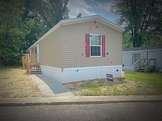 212 Anker Ln Unit 64, Germantown Hills, IL 61548