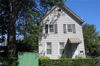 28 Saint Clair St, Buffalo, NY 14204
