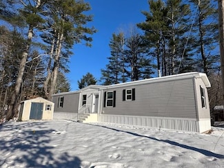 9A Punky Ln, Waterville, ME 04901