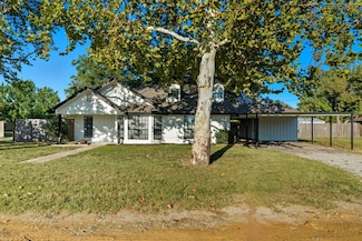 305 Gandy St, Lipan, TX 76462