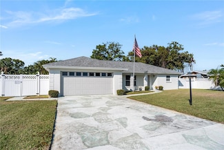319 Mendez Dr, Sarasota, FL 34243