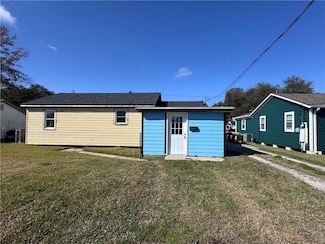 247 Clayton Dr, Norco, LA 70079