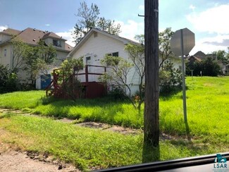 223 N 6th Ave, Proctor, MN 55810