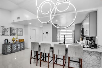 6552 NW 172nd Ln, Hialeah, FL 33015