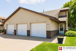 13317 Discovery Dr, Omaha, NE 68137