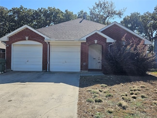 1448 Ridgecreek Dr, Lewisville, TX 75067