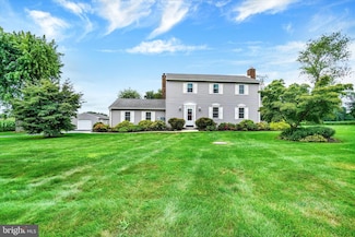 452 Hilltop Ct, New Freedom, PA 17349