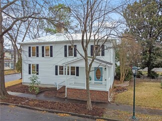 226 Main St, West Point, VA 23181