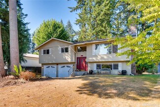 11822 47th Dr NE, Marysville, WA 98271