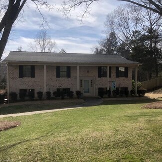 2380 Sedgemont Dr, Winston Salem, NC 27103