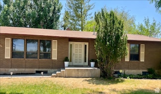 160 E 300 St S, Gunnison, UT 84634