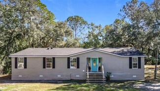 1257 Mullet Lake Park Rd, Geneva, FL 32732