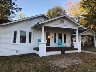 219 10th St NW, Fayette, AL 35555