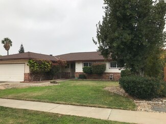 2667 E Palo Alto Ave, Fresno, CA 93710