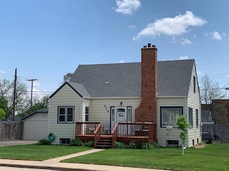 214 E 8th St, Ogallala, NE 69153