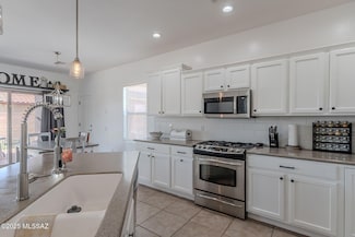 10567 E Desert Drifter Place, Tucson, AZ 85747
