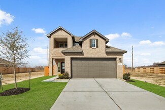 520 Long Branch Dr, Angleton, TX 77535