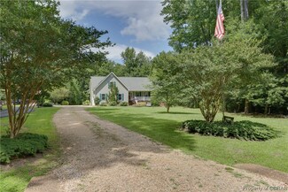 726 Skipjack Ln, Cobbs Creek, VA 23035
