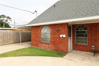3311 N W Metairie Ave, Metairie, LA 70001