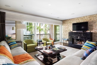107 W 89th St Unit 2AB, New York, NY 10024