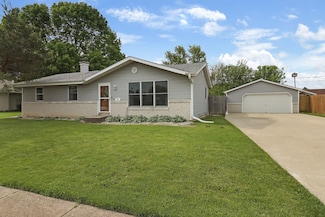 5813 67th St, Kenosha, WI 53142