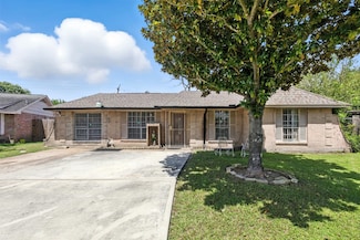 4103 Sandydale Ln, Houston, TX 77039