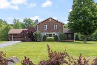 717 Orchard Rd, Charlotte, VT 05445