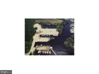 501 Bartlett Ave, Tuckerton, NJ 08087