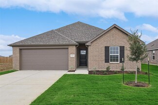 137 Patrick Henry Dr, Venus, TX 76084