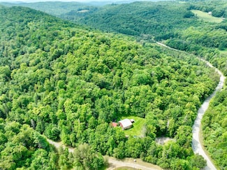 4823 Swamp Rd, Newbury, VT 05051