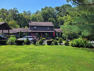 2334 Arch Rock Dr, Sevierville, TN 37876