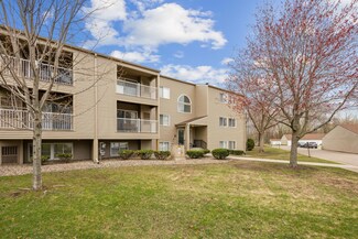 1215 Ferndale St N Unit A19, Saint Paul, MN 55119