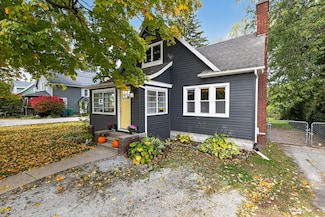 321 W Johnson Rd, La Porte, IN 46350