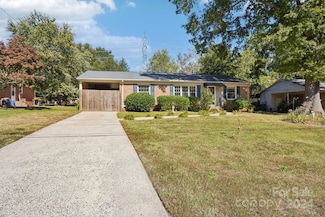 1026 Holly Dr, Gastonia, NC 28054