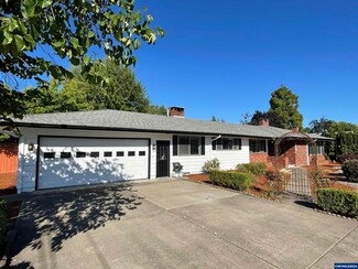 3314 Columbus St SE, Albany, OR 97322