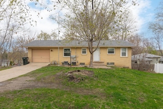2600 Waterloo Rd, Cedar Falls, IA 50613