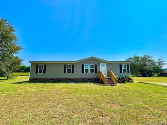 4002 Governors Rd, Kelford, NC 27847