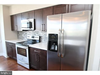 400 S 45th St Unit C, Philadelphia, PA 19104