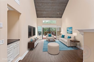 148 Sugarberry Cir, Houston, TX 77024